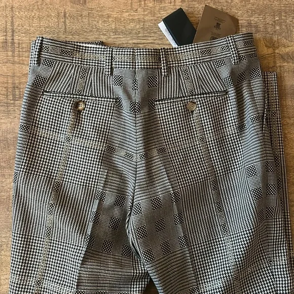 Burberry pants NWT SIZE 48 US